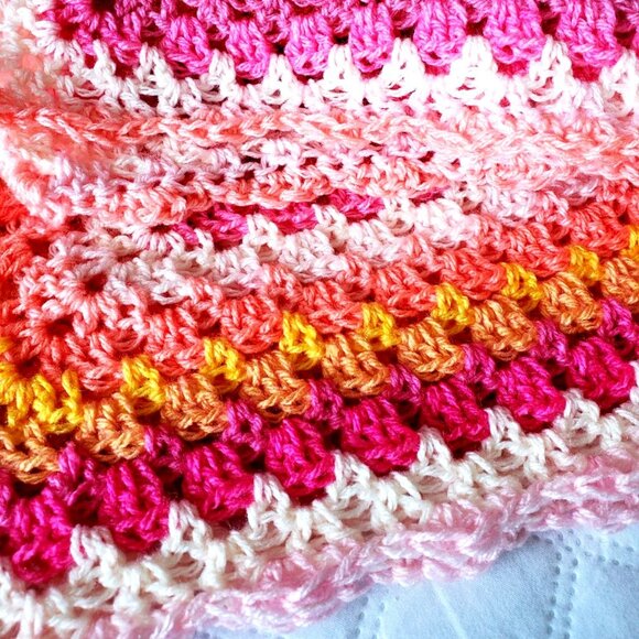 Crochet BABY BLANKET AFGHAN GRANNY SQUARE 29"x 29" PINK YELLOW ORANGE WHITE - Picture 4 of 11